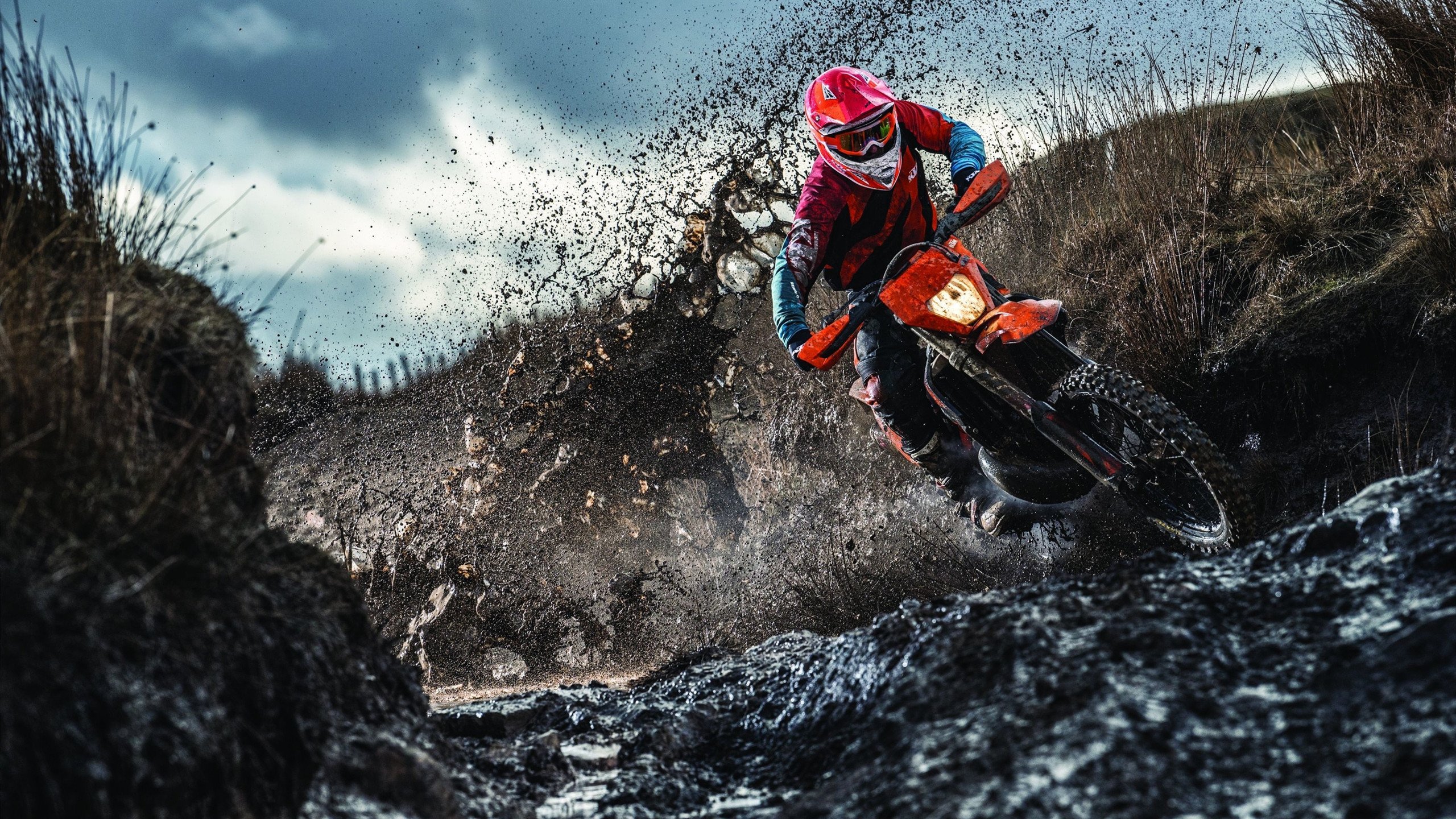 特斯·冯·迪克：凭借精准传球，助力南非队有效进攻，安迪冯斯特拉克